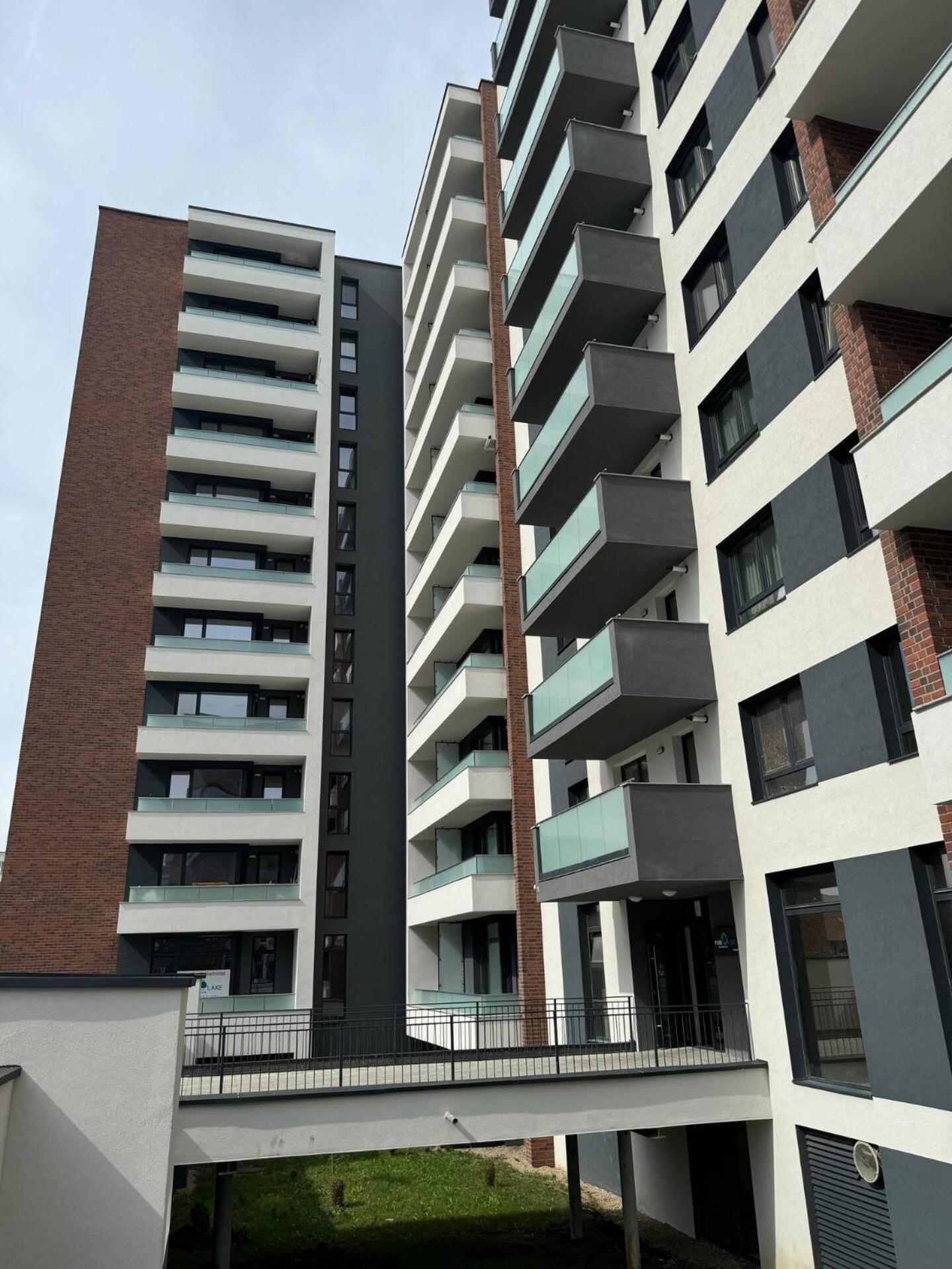 Lake View Luxury Apartament Cluj-Napoca Exterior photo